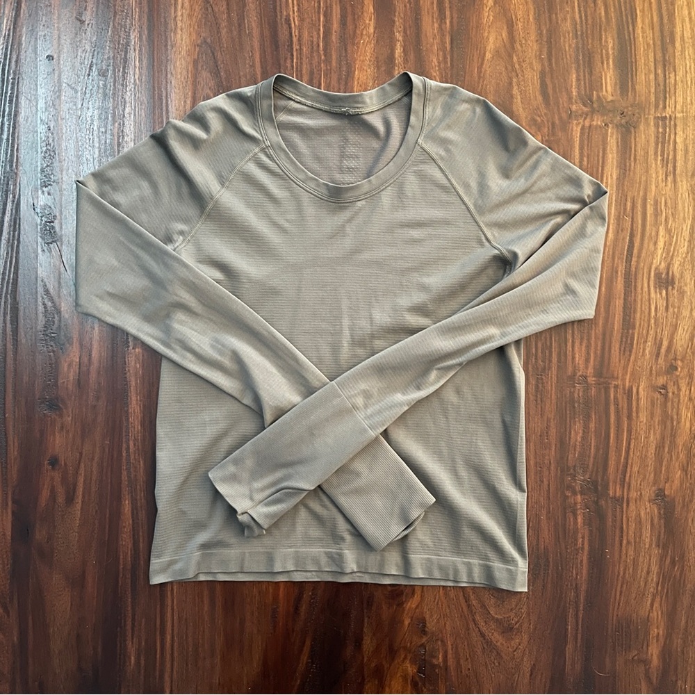 Lululemon Swiftly Tech Long Sleeve *Race length